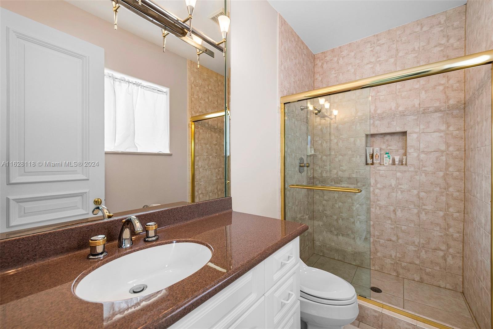 EASTERN SHORES - Residential