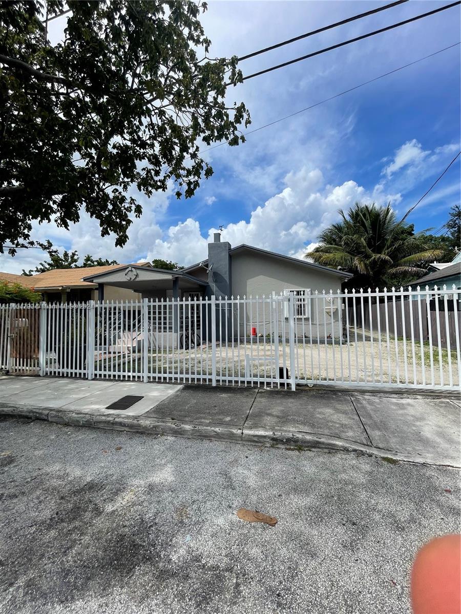 Property for Sale at 1143 Nw 27th St, Miami, Broward County, Florida - Bedrooms: 2 
Bathrooms: 1  - $659,000