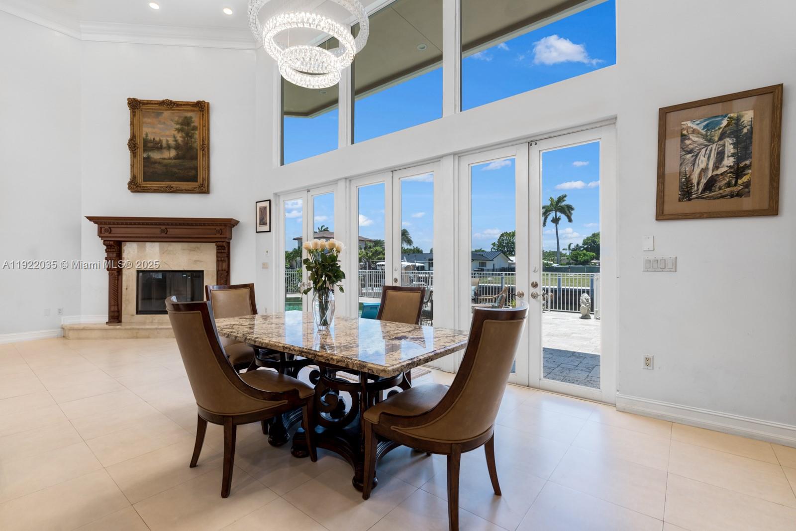 VENETIAN ISLES 3RD SEC - Residential