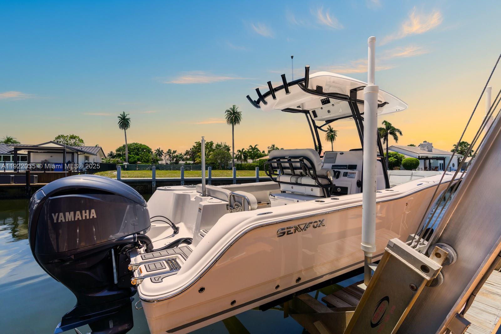 VENETIAN ISLES 3RD SEC - Residential