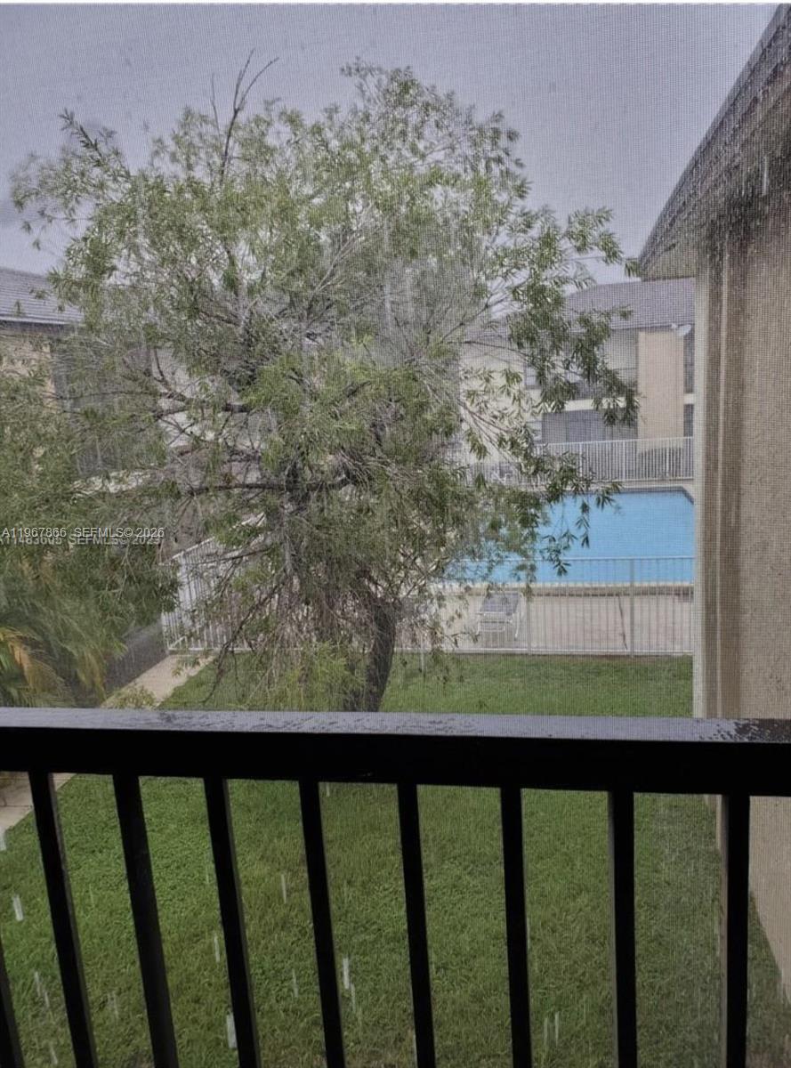 CYPRESS TRACE CONDO - Residential