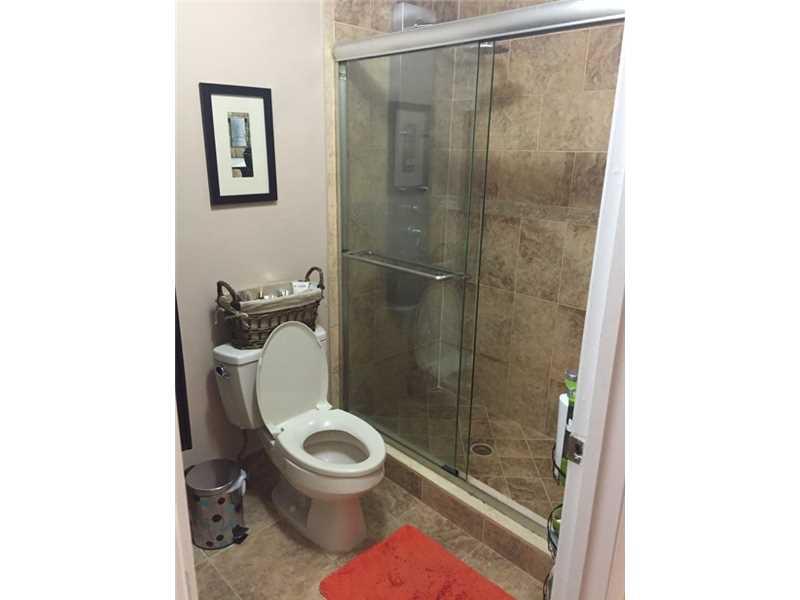 LEOMAR HOMES - Residential
