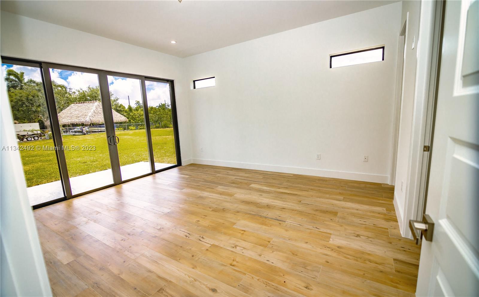 OUTBACK RANCHES - Residential