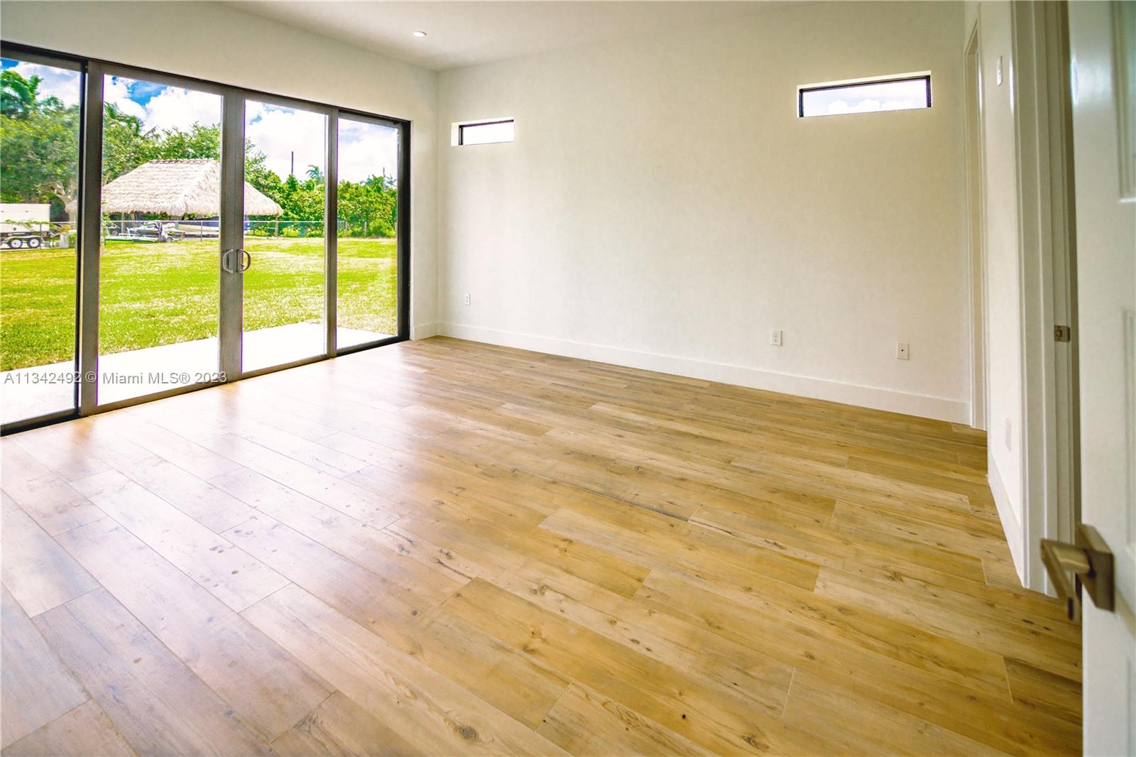OUTBACK RANCHES - Residential