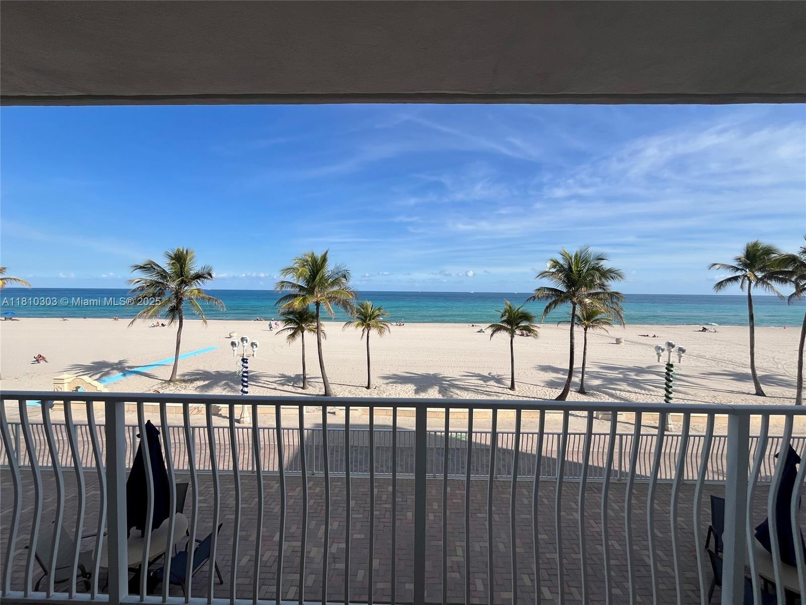 Property for Sale at 300 Oregon St 206, Hollywood, Broward County, Florida - Bedrooms: 1 
Bathrooms: 1  - $410,000