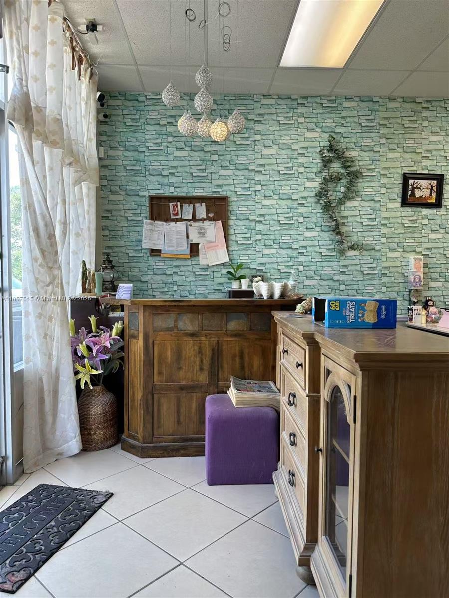 Well-performing nail salon in an anchored plaza. The business has a stable clientele, with strong online ratings and positive word of mouth.