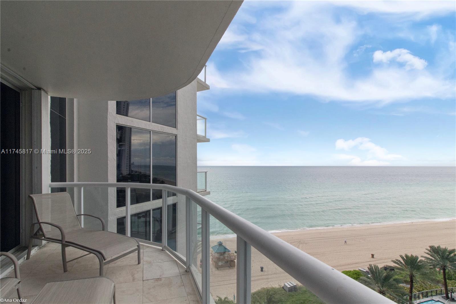 18671 Collins Ave 1001