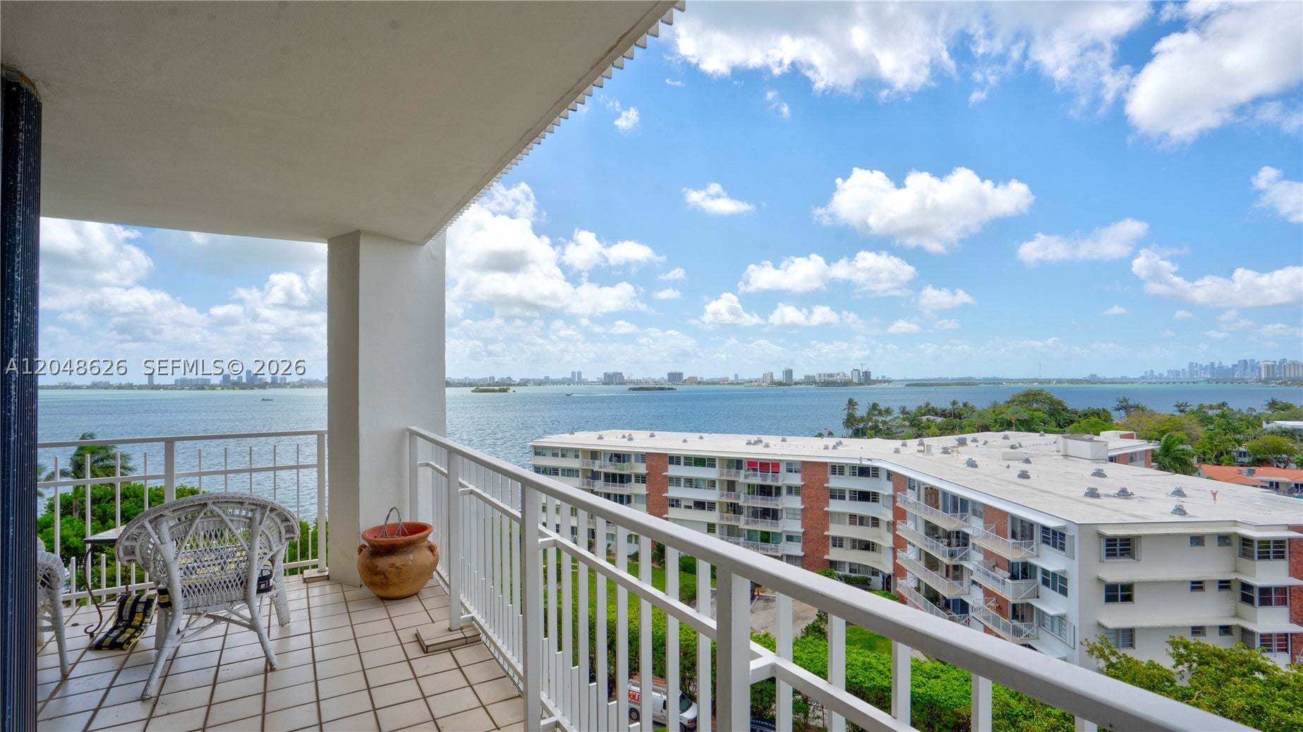 4000 Towerside Ter 908