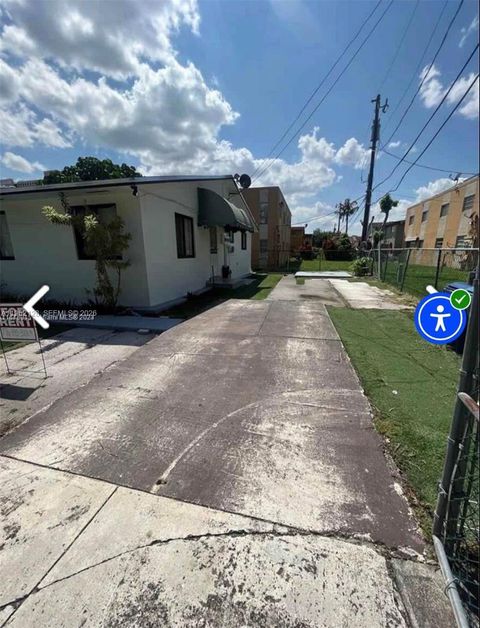 10801 SW 5th St 10801 Sweetwater FL 33174