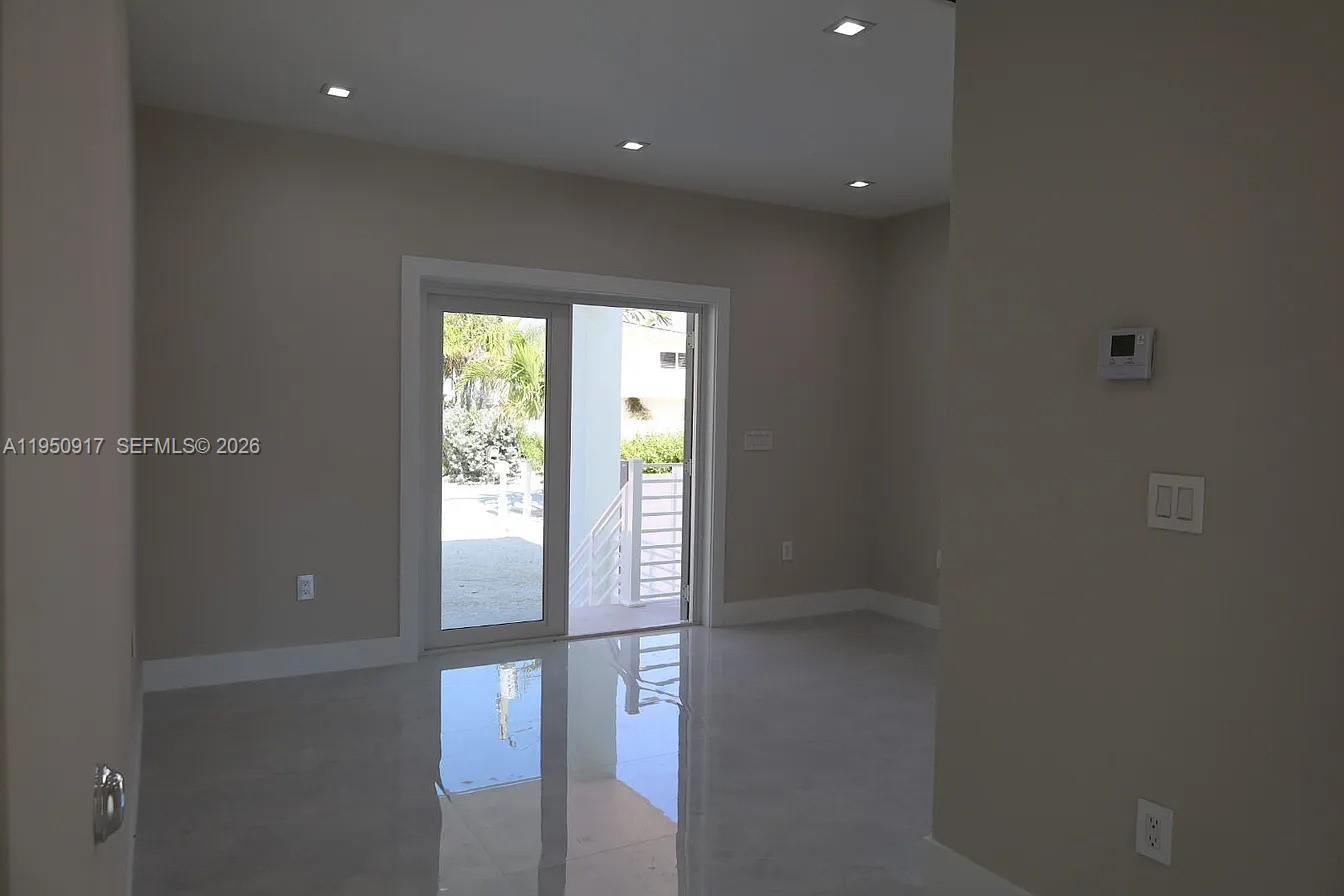 PLANTATION KEY COLONY 1ST - Residential