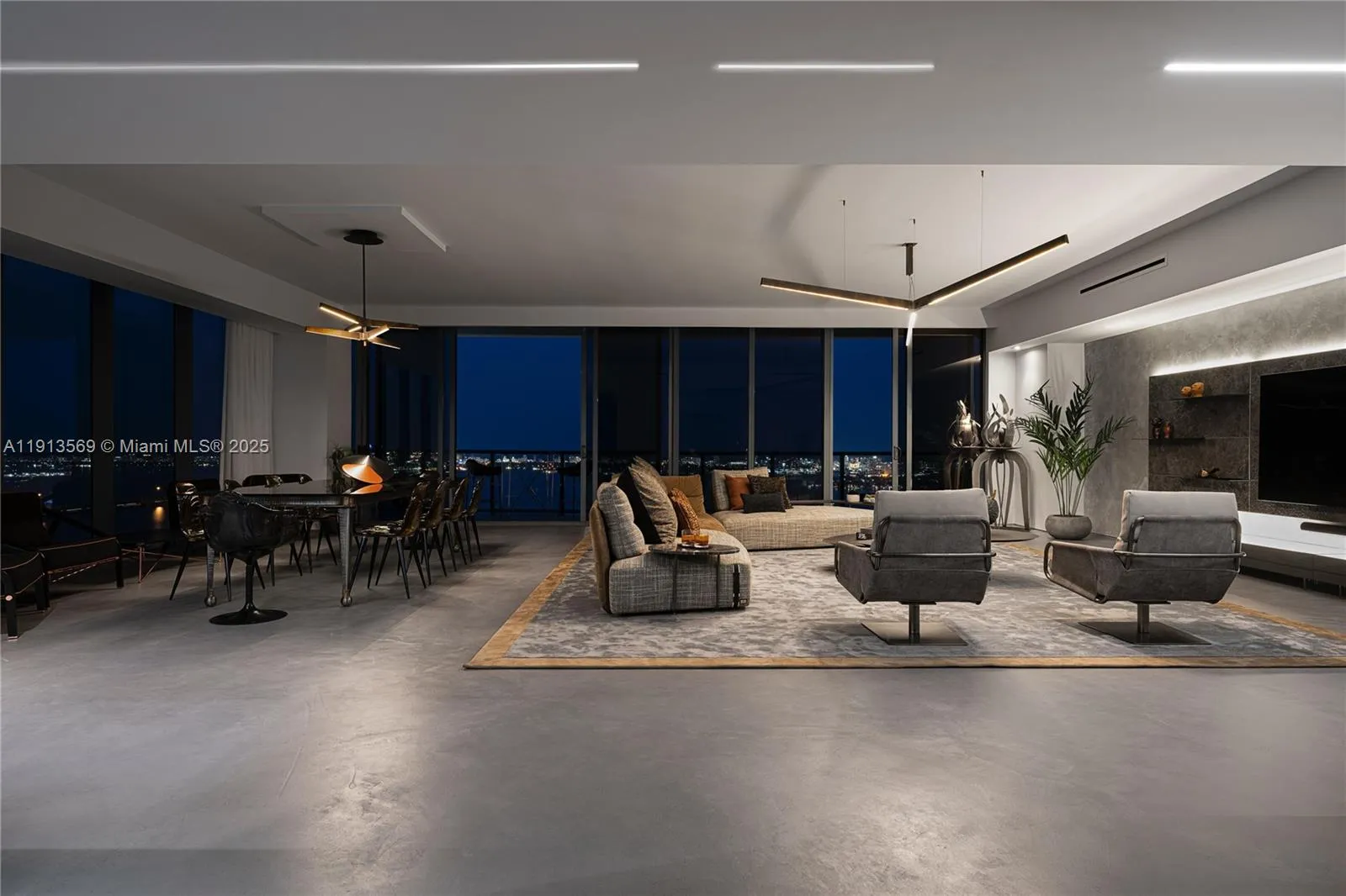 Miami, Florida 33137, United States, 3 Bedrooms Bedrooms, ,4 BathroomsBathrooms,Residential,Active,245881