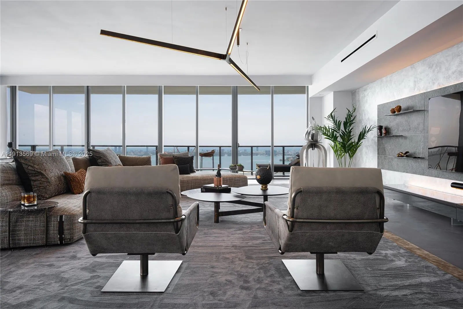 Miami, Florida 33137, United States, 3 Bedrooms Bedrooms, ,4 BathroomsBathrooms,Residential,Active,245881