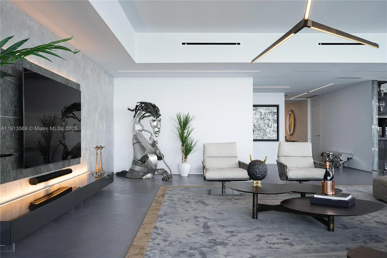 Miami, Florida 33137, United States, 3 Bedrooms Bedrooms, ,4 BathroomsBathrooms,Residential,Active,245881