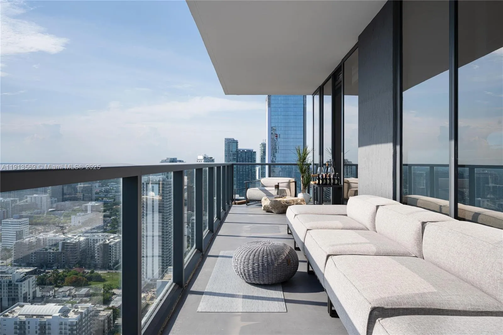 Miami, Florida 33137, United States, 3 Bedrooms Bedrooms, ,4 BathroomsBathrooms,Residential,Active,245881