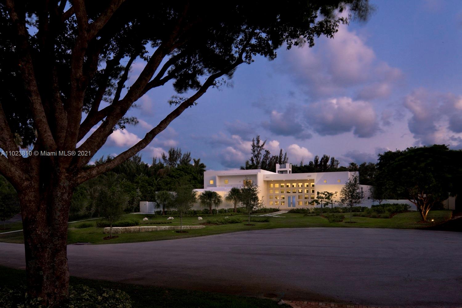 WARWICK MANOR 1ST ADDN - Residential