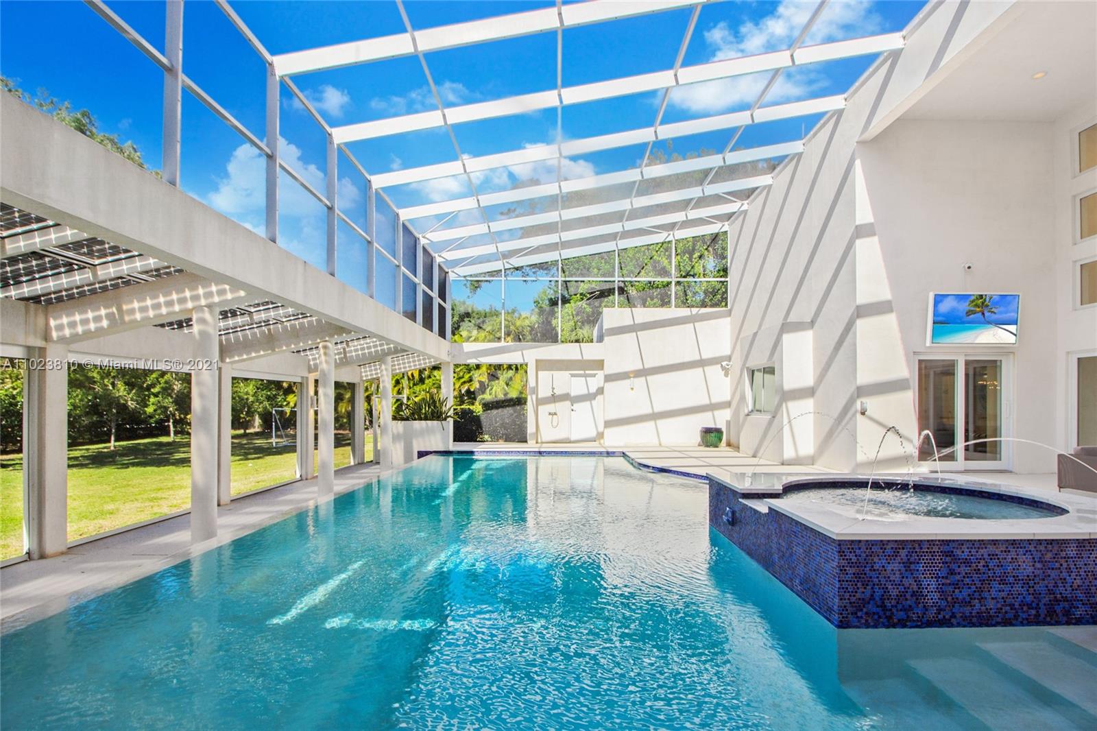 WARWICK MANOR 1ST ADDN - Residential