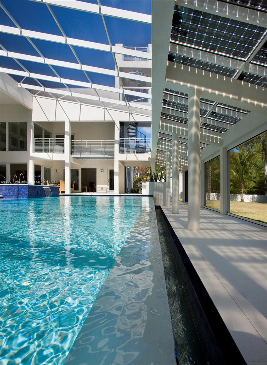 WARWICK MANOR 1ST ADDN - Residential