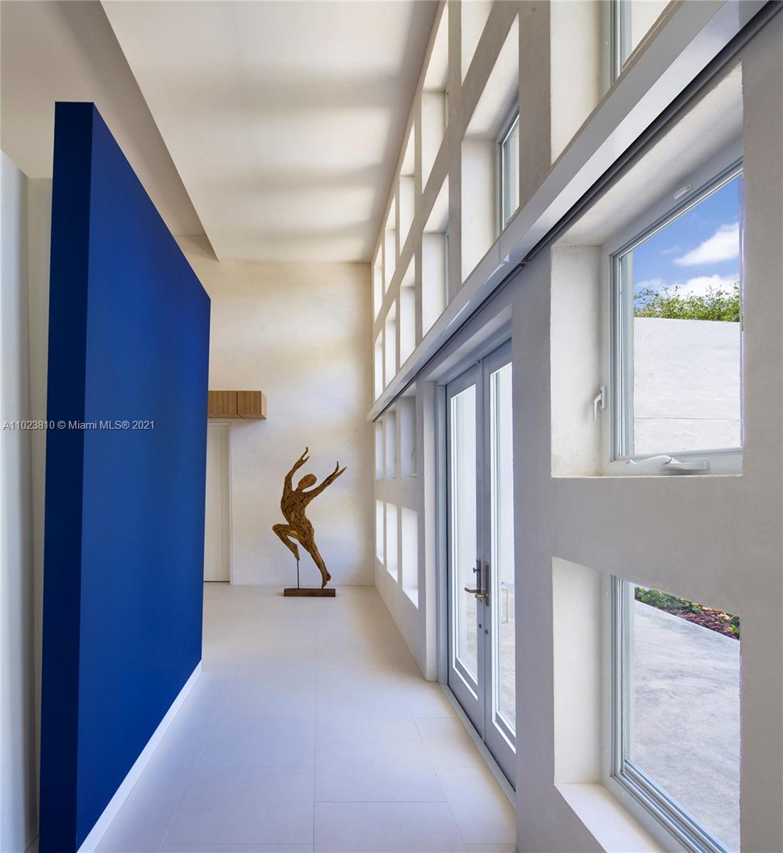 WARWICK MANOR 1ST ADDN - Residential