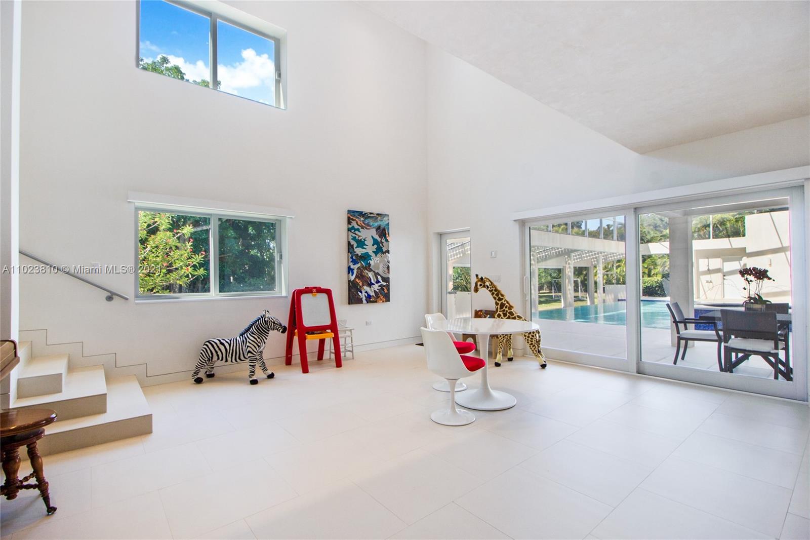 WARWICK MANOR 1ST ADDN - Residential