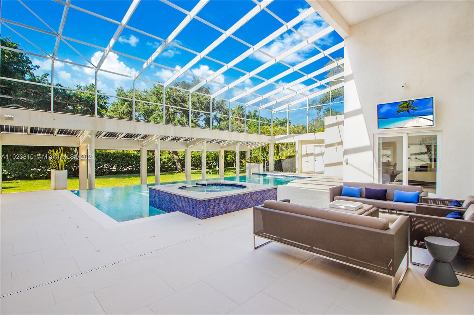 WARWICK MANOR 1ST ADDN - Residential