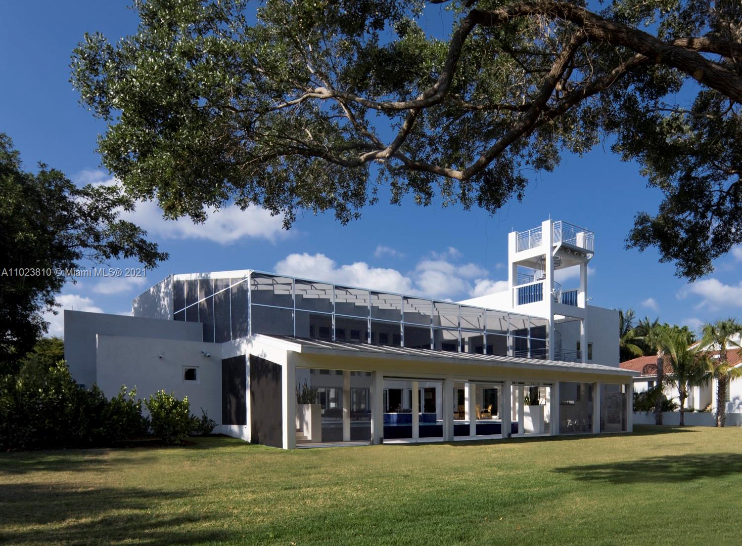 WARWICK MANOR 1ST ADDN - Residential