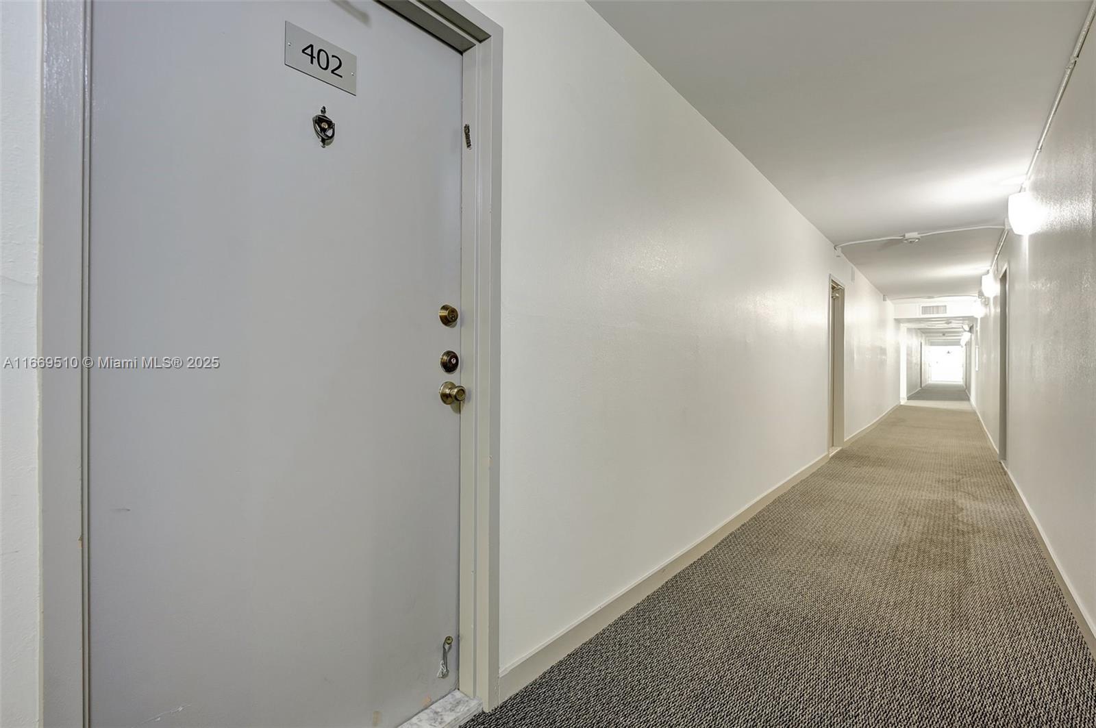 ASHLEIGH HOUSE CONDO - Residential Lease