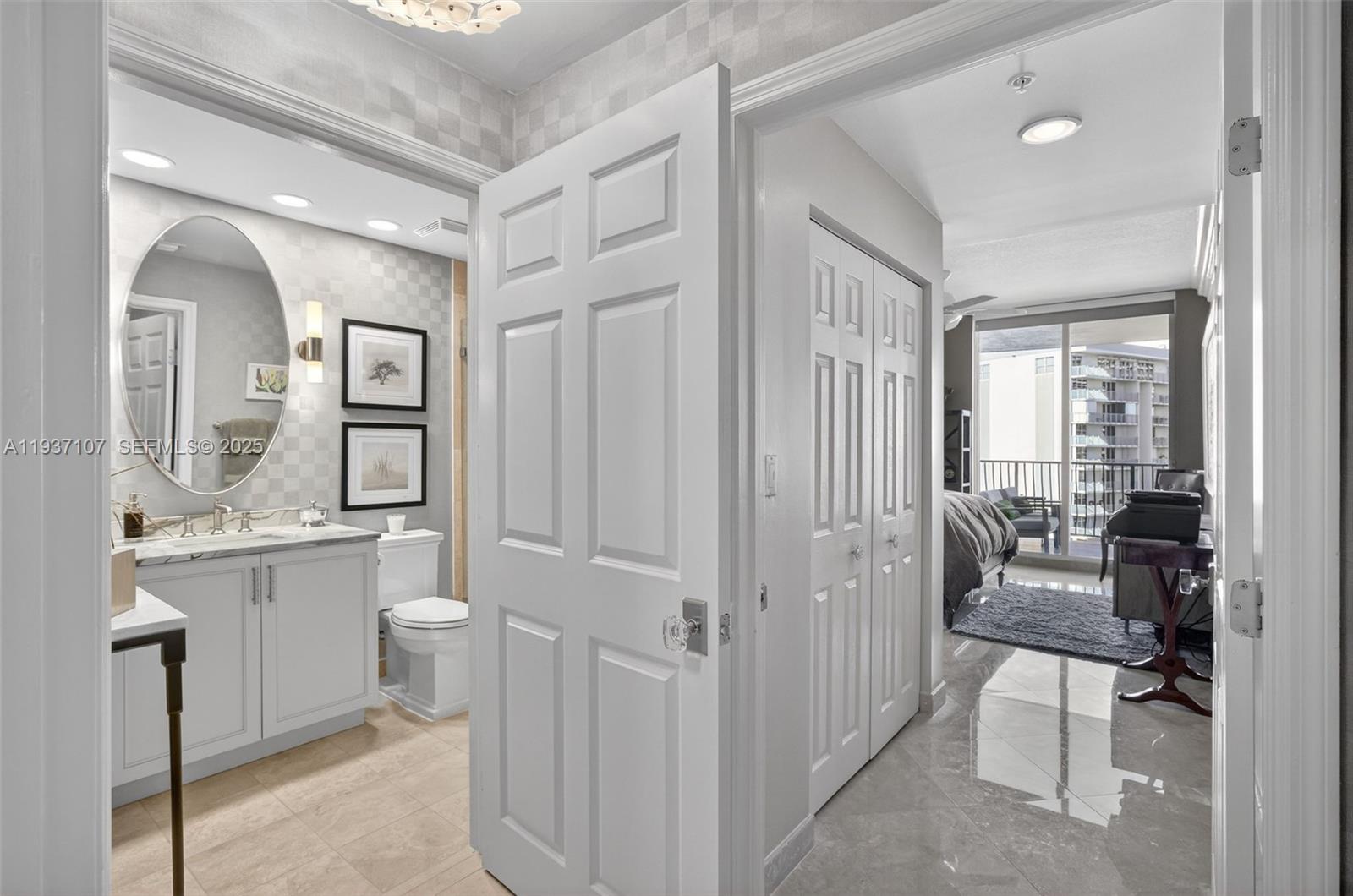 JACKSON TOWER LAS OLAS CO - Residential