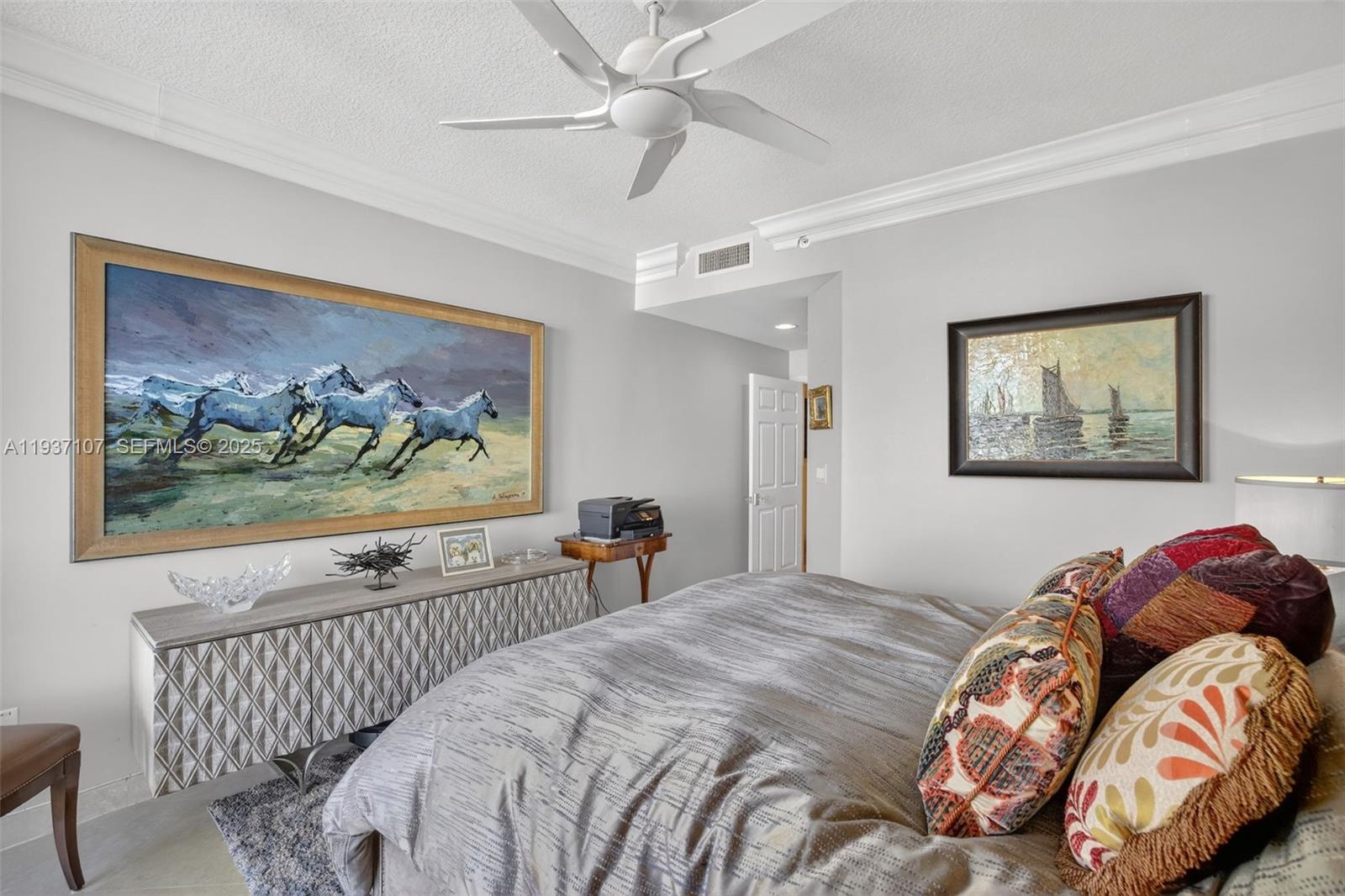 JACKSON TOWER LAS OLAS CO - Residential