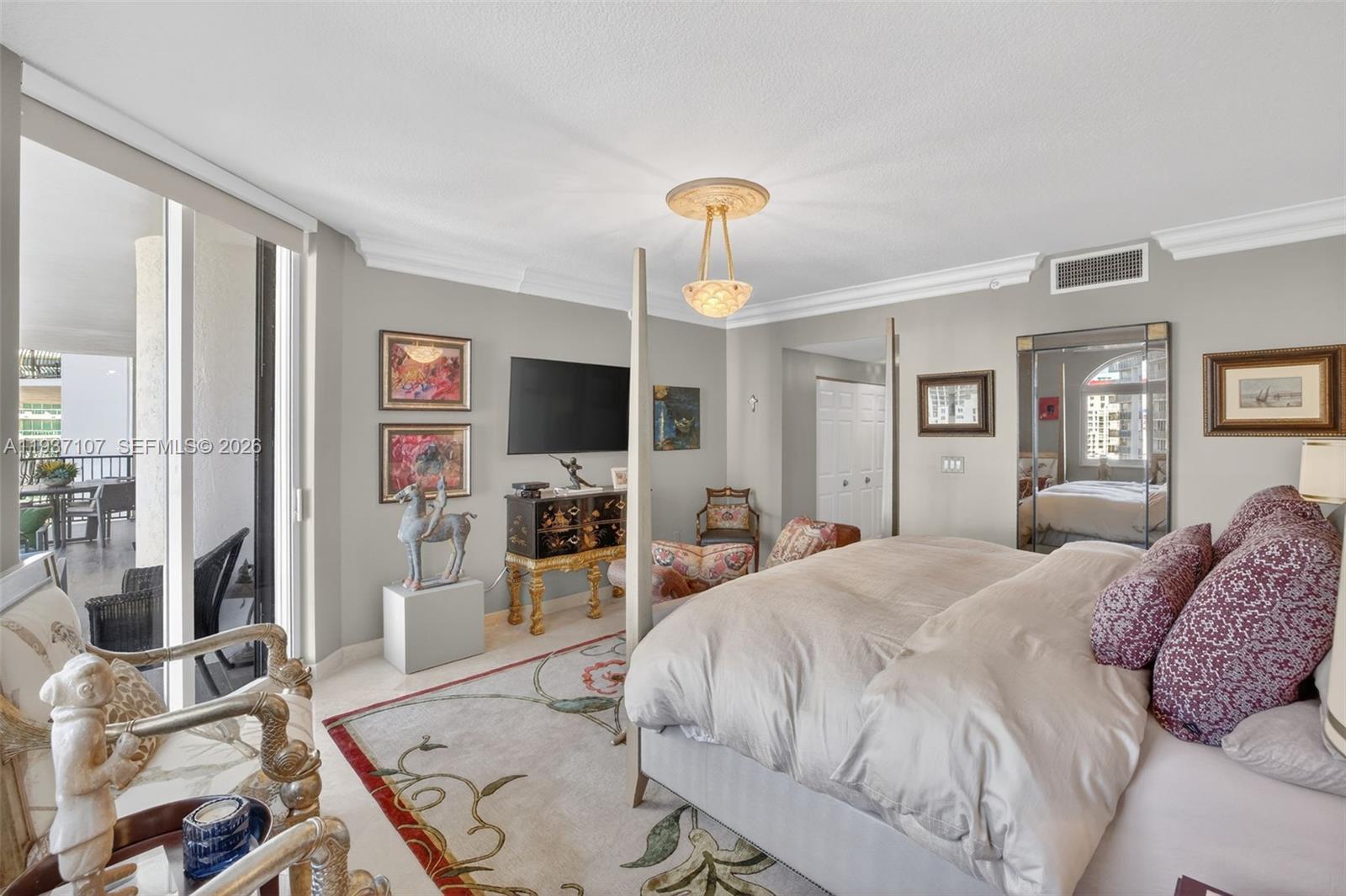 JACKSON TOWER LAS OLAS CO - Residential