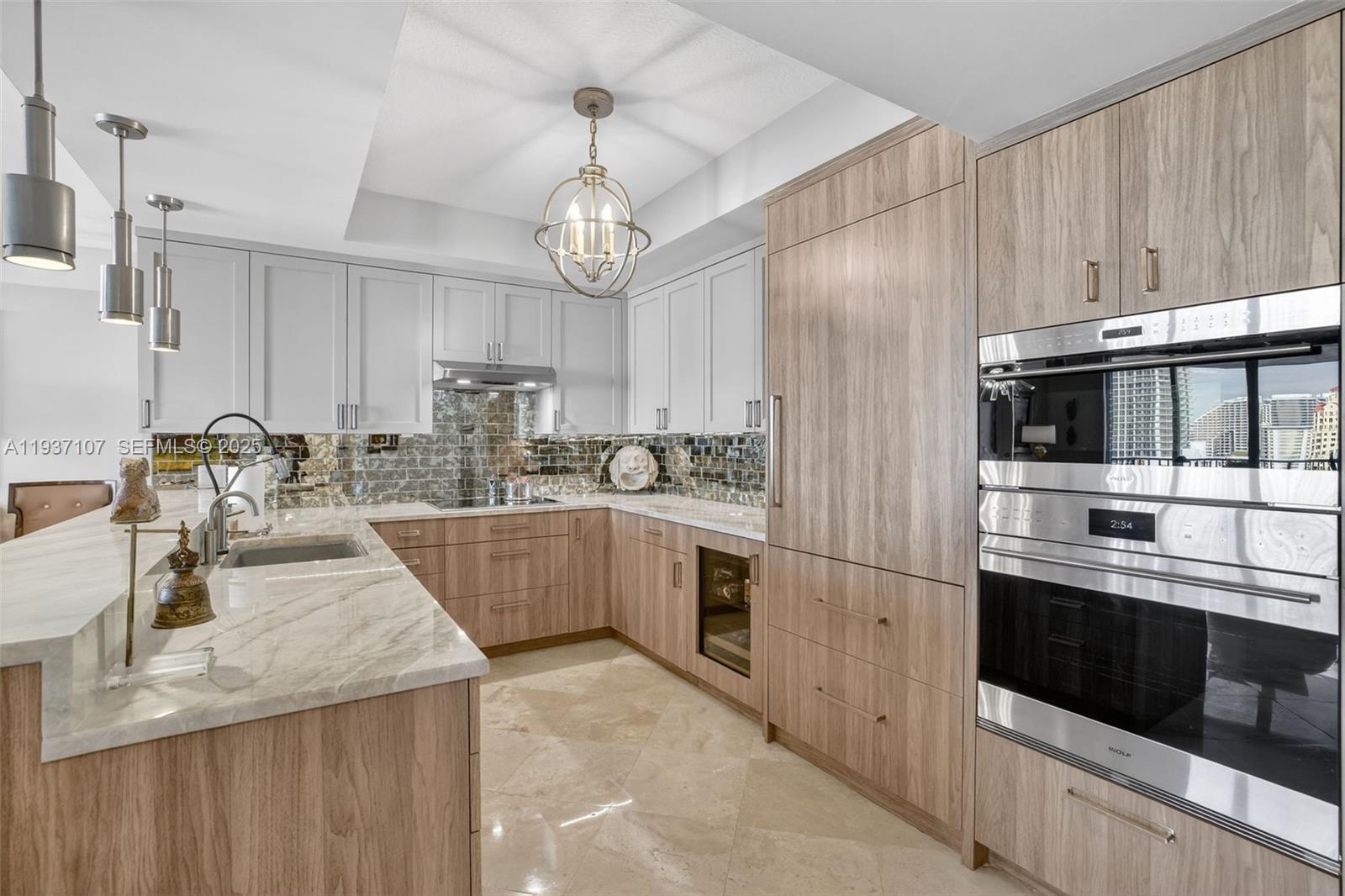 JACKSON TOWER LAS OLAS CO - Residential