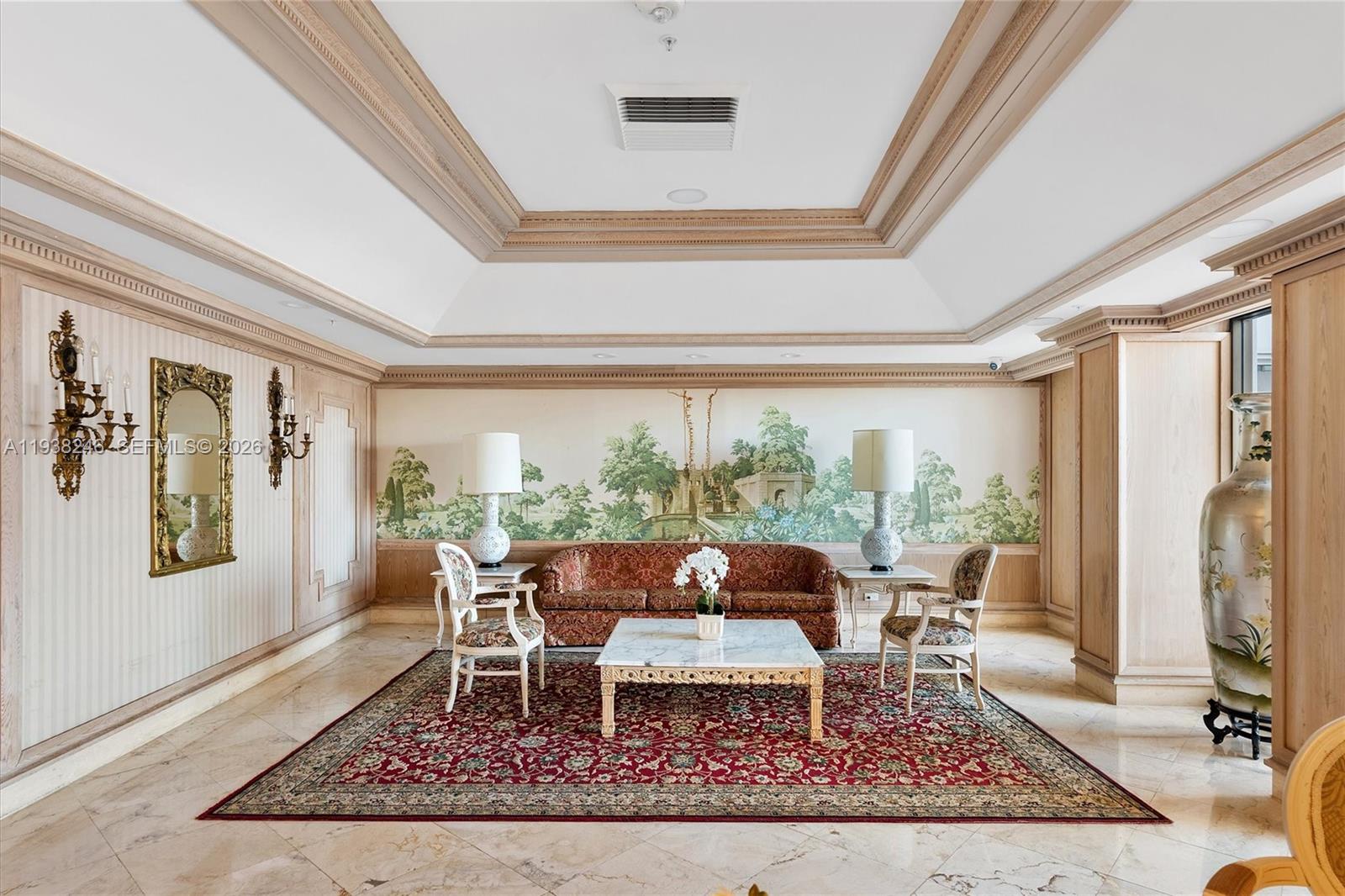 MAISON GRANDE CONDO - Residential