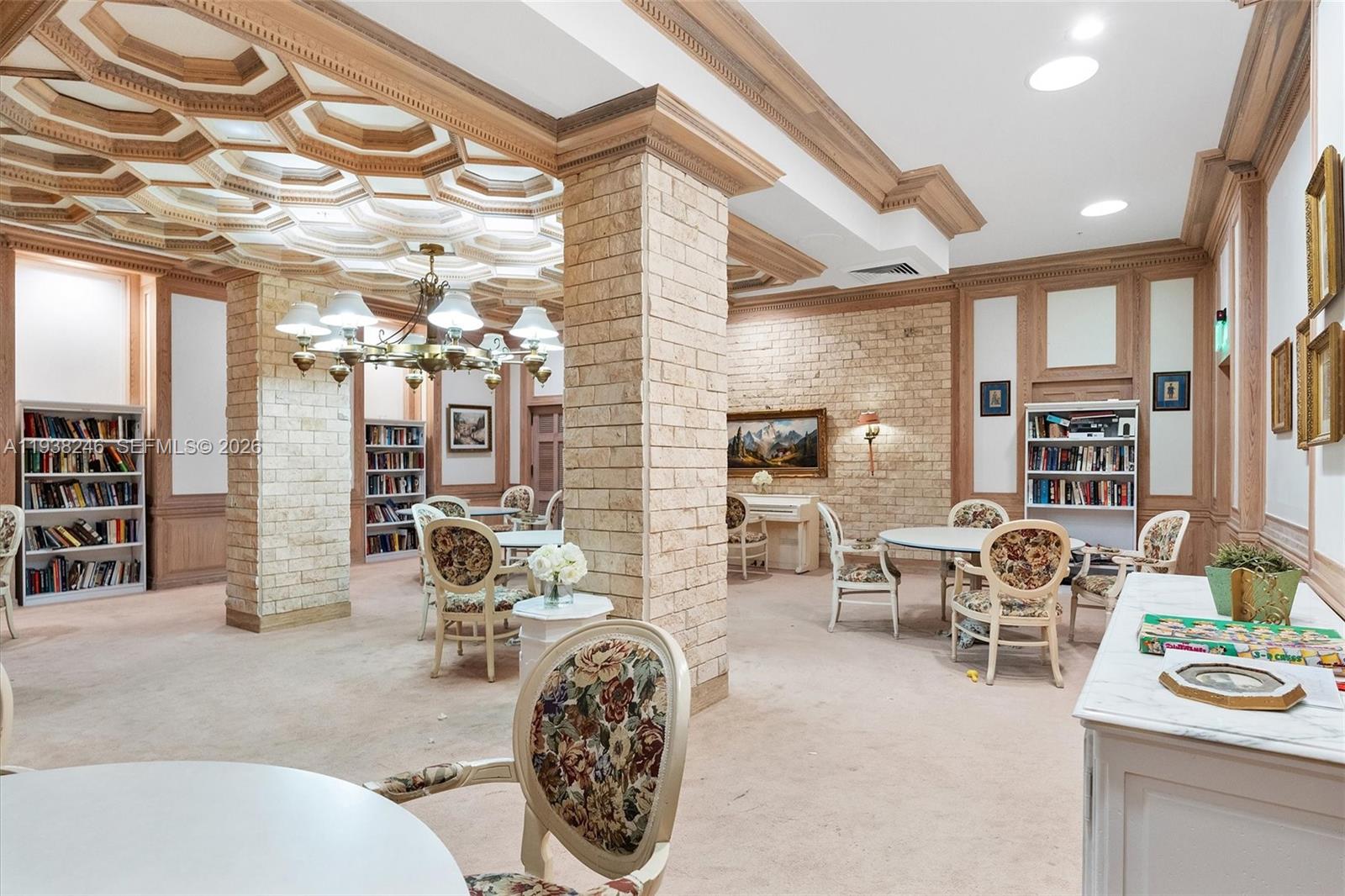 MAISON GRANDE CONDO - Residential