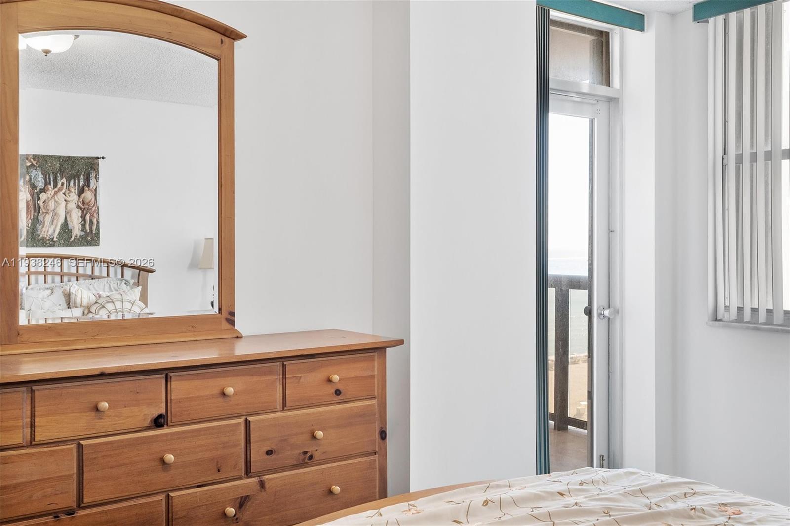 MAISON GRANDE CONDO - Residential