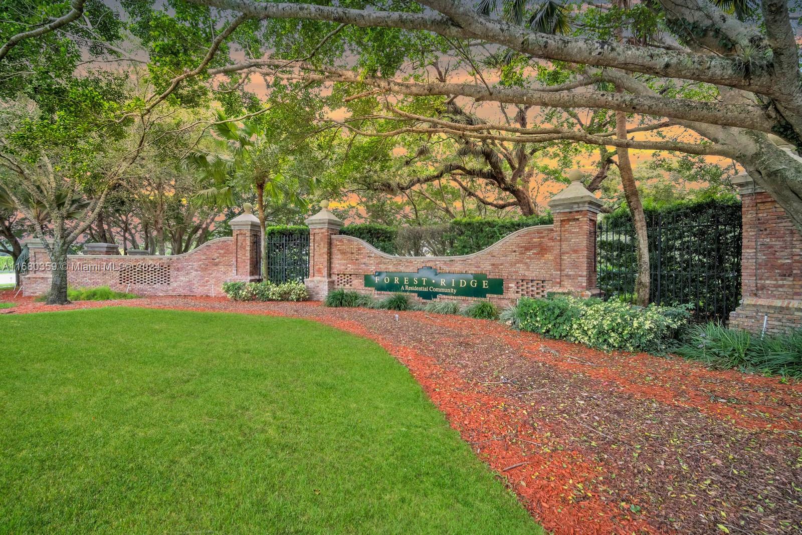 FOREST RIDGE - Residential