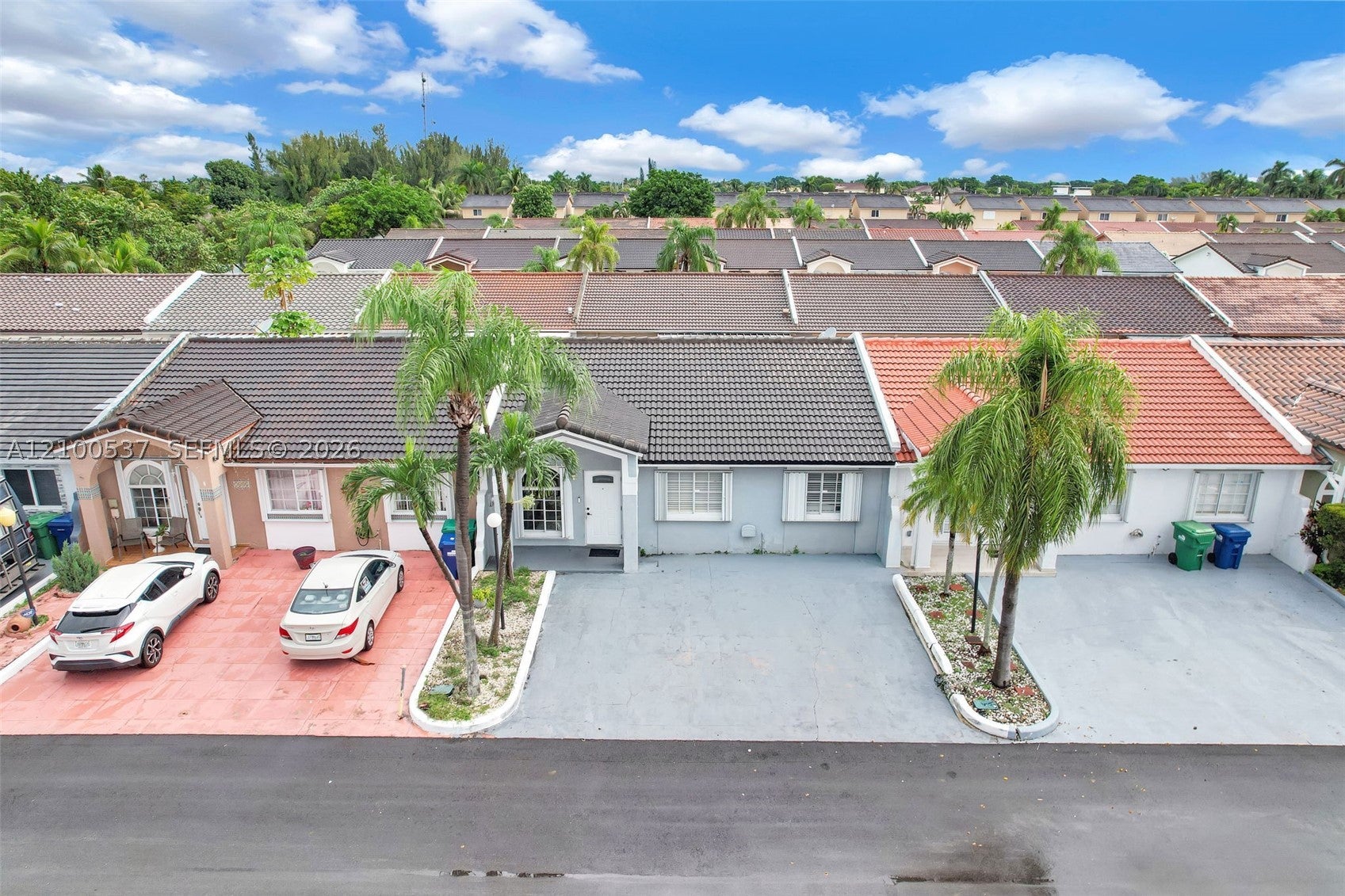 7677 NW 180th Ter