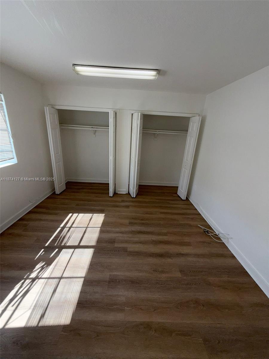 THE WHITE HOUSE CONDO - Residential