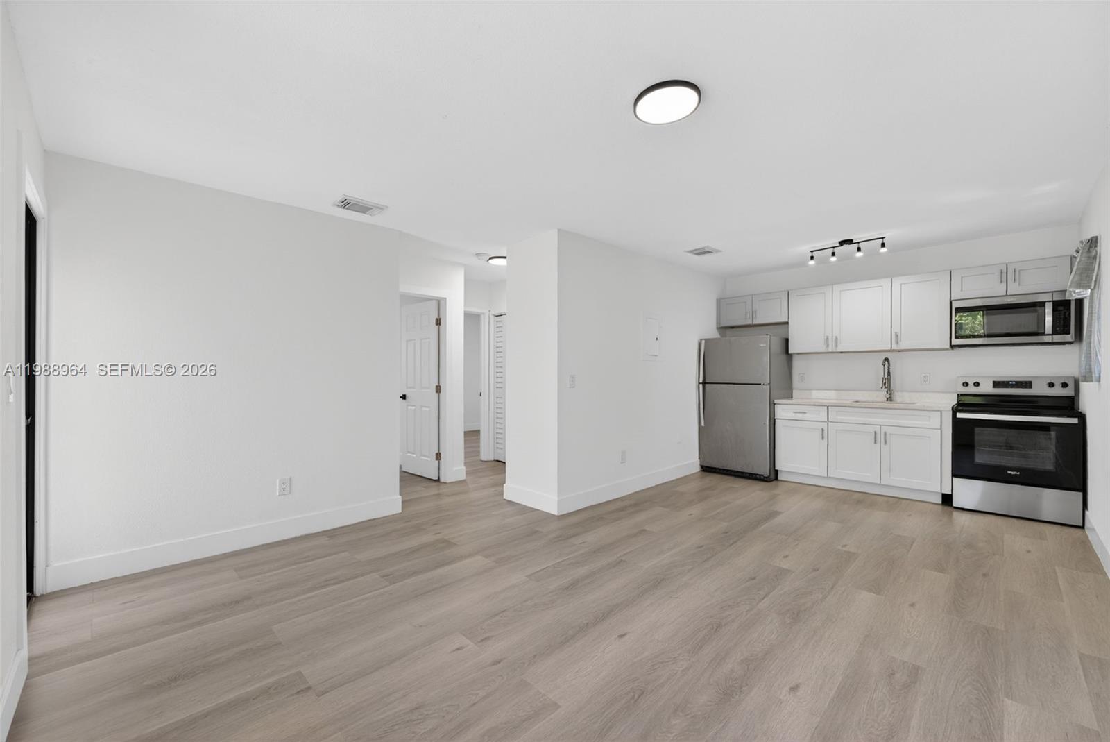 HIGH SCHOOL PK TRACK - Residential Lease