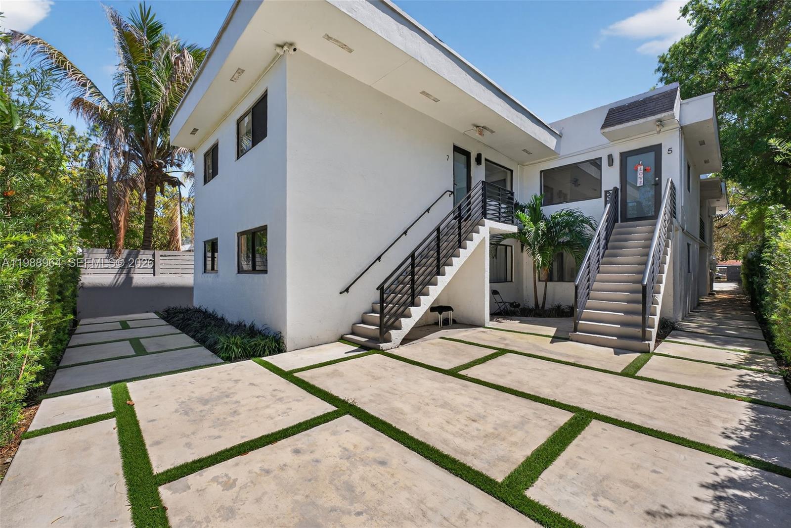 HIGH SCHOOL PK TRACK - Residential Lease