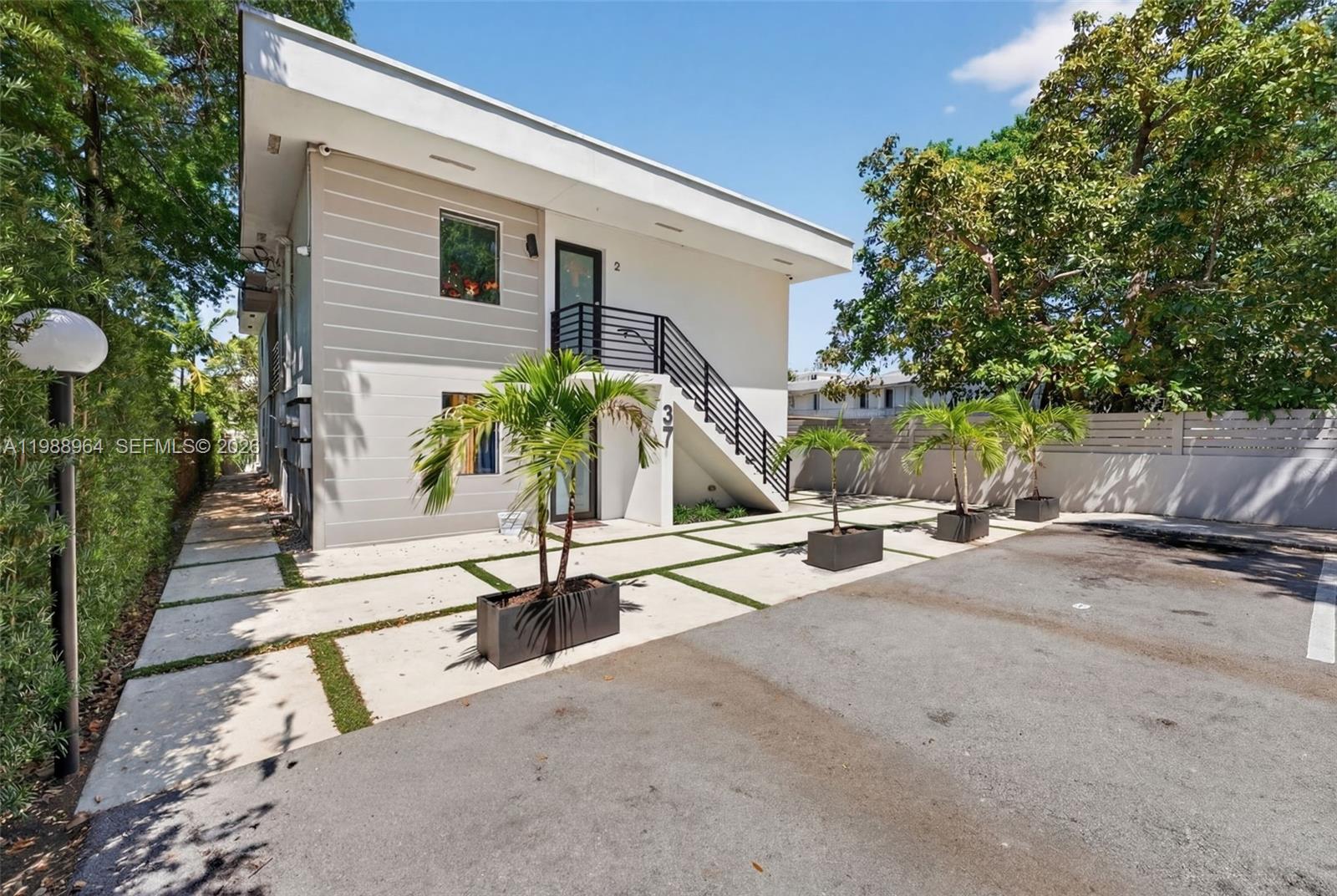 HIGH SCHOOL PK TRACK - Residential Lease