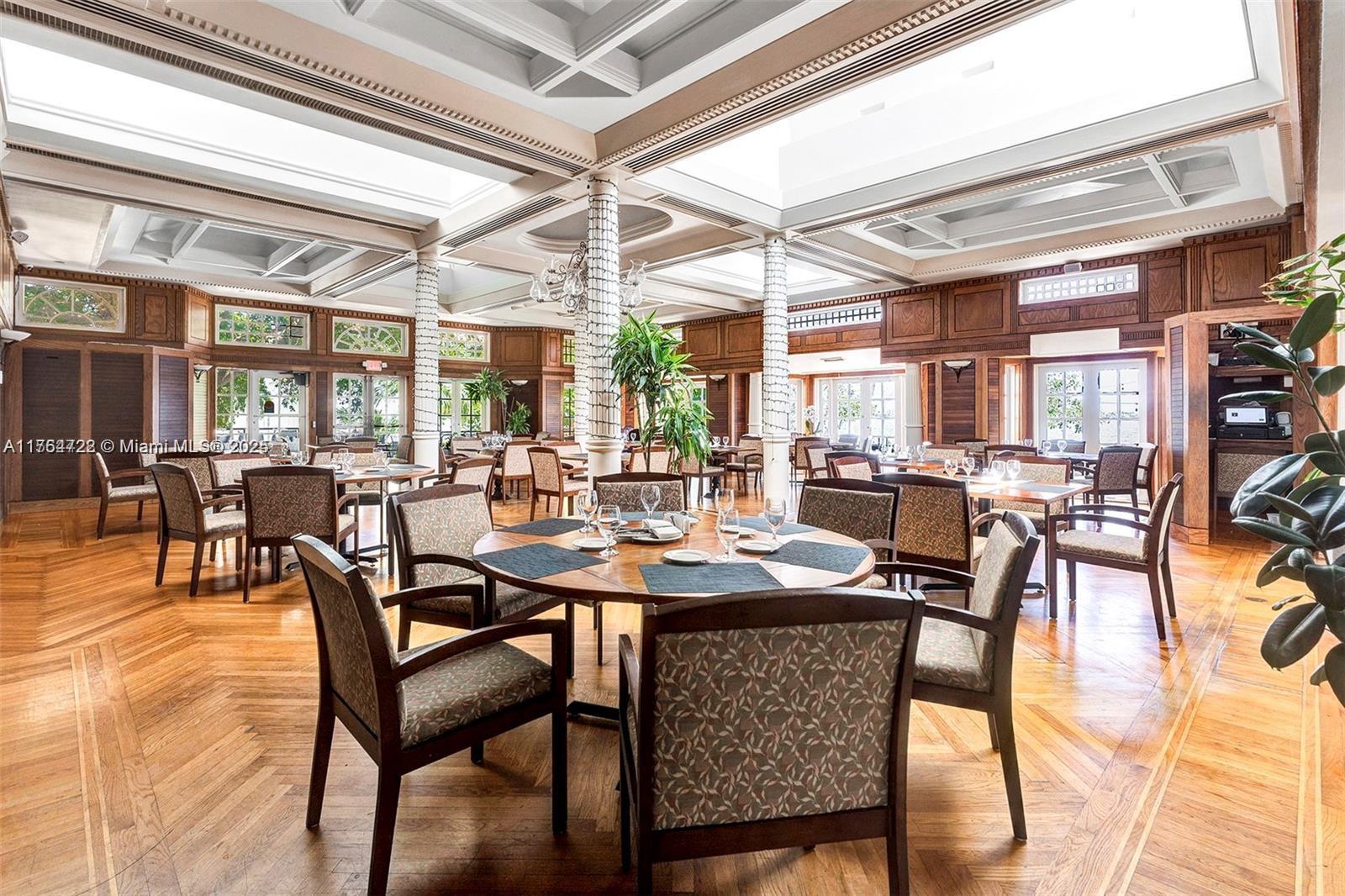 TOWERS OF QUAYSIDE CONDO - Residential