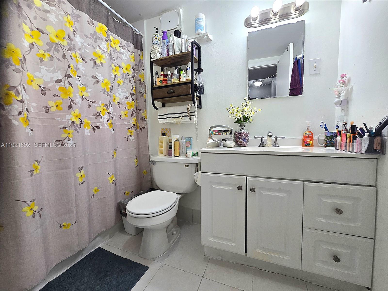 TRIANON PARK CONDO - Residential