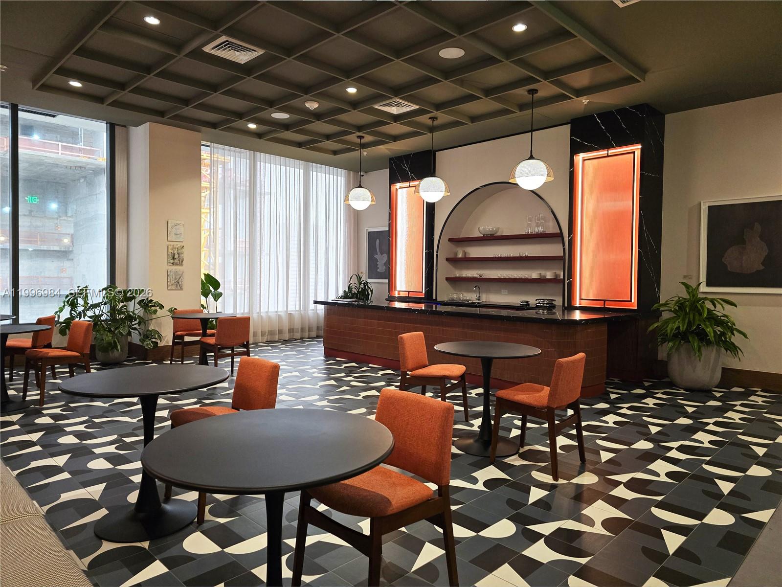 THE CROSBY MIAMI WORLDCENT - Residential