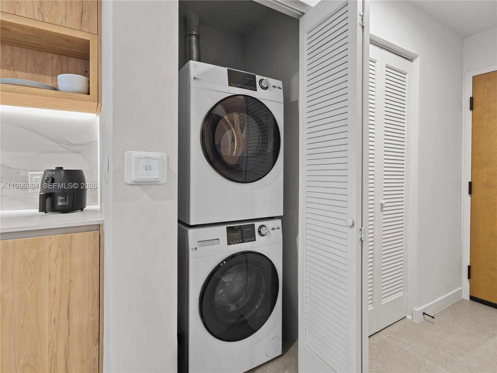 THE CROSBY MIAMI WORLDCENT - Residential