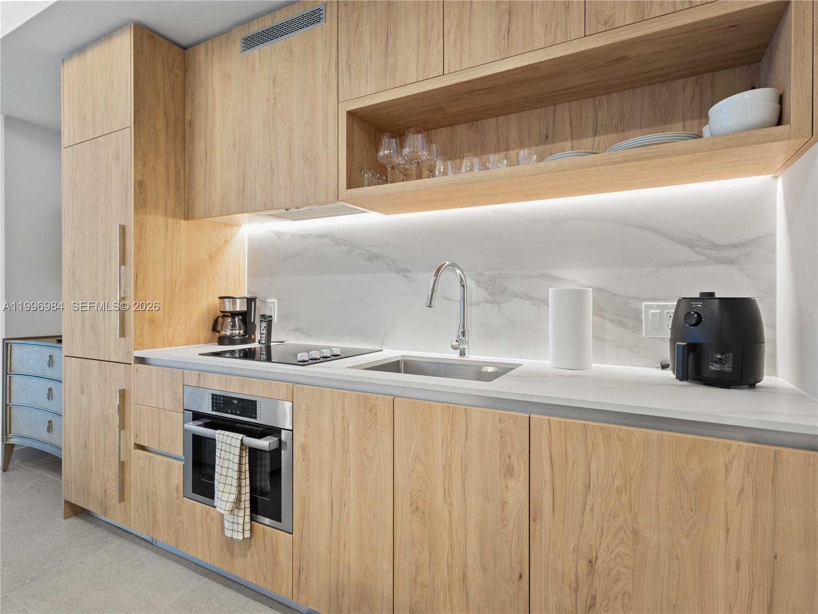 THE CROSBY MIAMI WORLDCENT - Residential