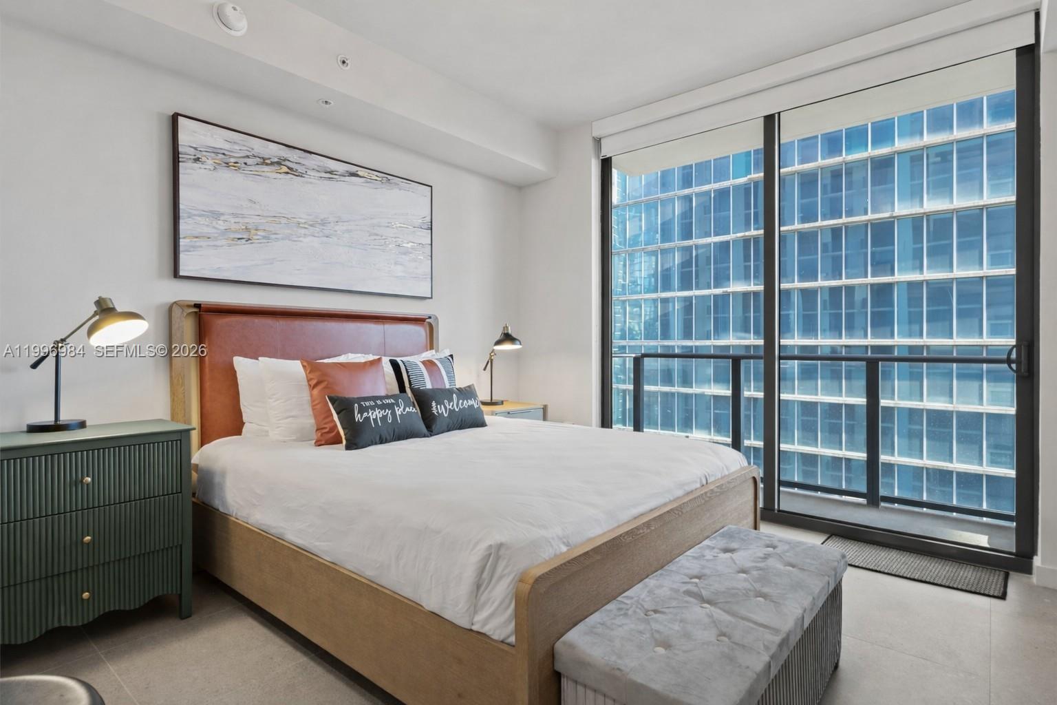 THE CROSBY MIAMI WORLDCENT - Residential