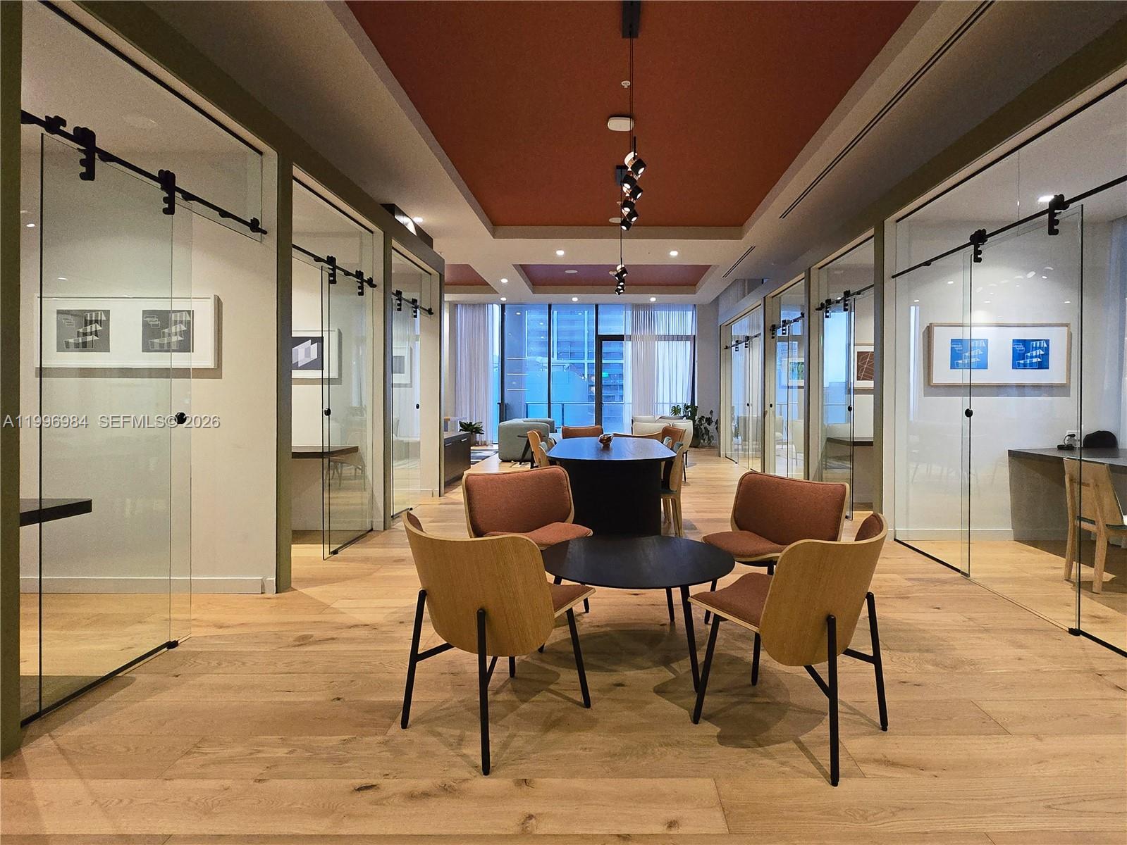 THE CROSBY MIAMI WORLDCENT - Residential