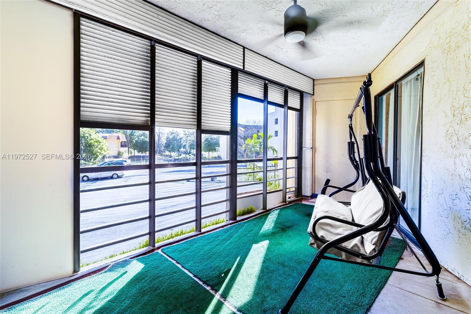 PLANTATION CLUB B CONDO - Residential