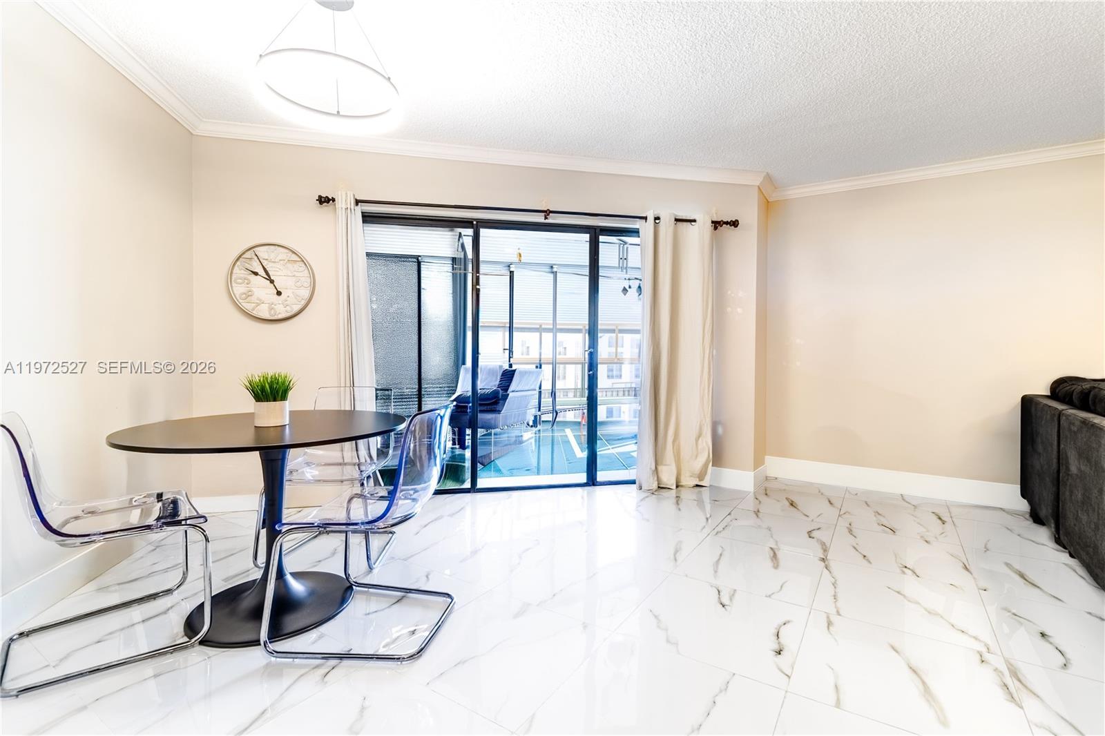 PLANTATION CLUB B CONDO - Residential