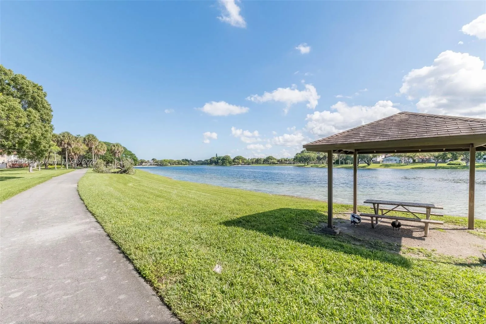 Miami, Florida 33196, United States, 4 Bedrooms Bedrooms, ,3 BathroomsBathrooms,Residential,Active,228050