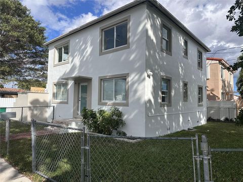 1701 NW 34th Ave 1 Miami FL 33125